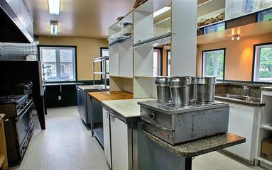 食堂厨具工程设计中厨房设备平面布置原则？